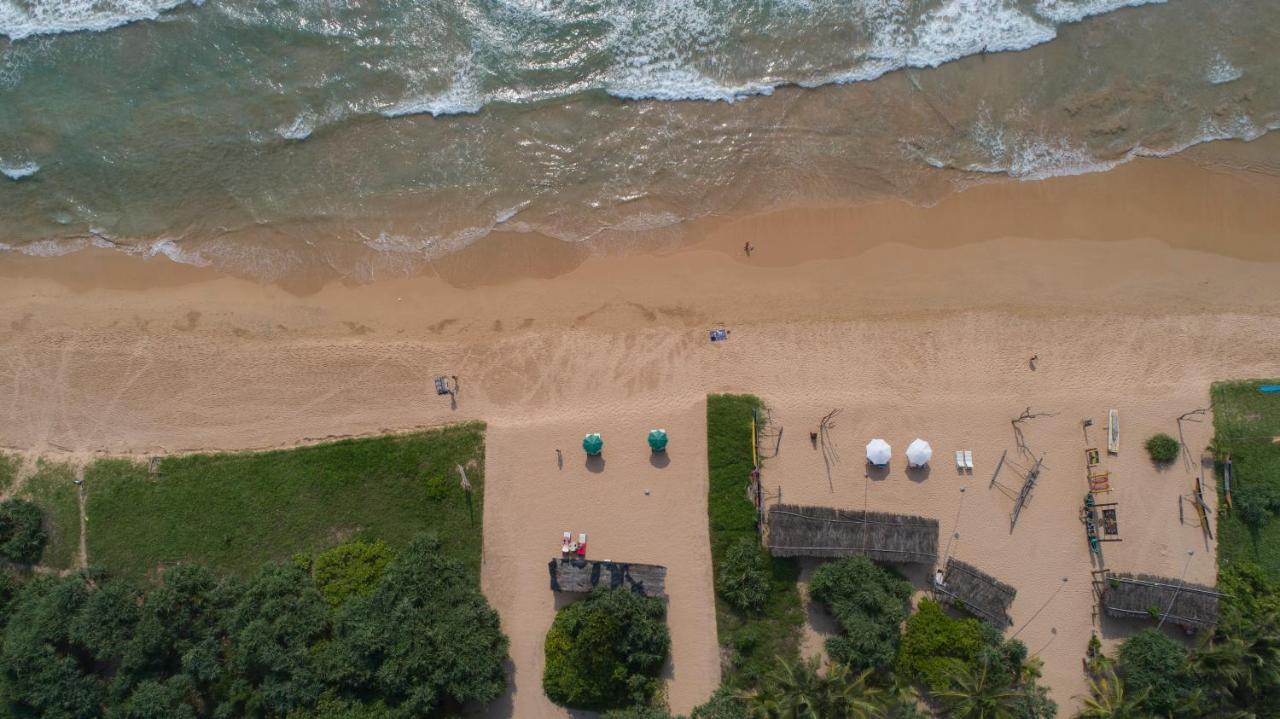 Palm Beach Inn & Sea Shells Cabanas Bentota Exterior foto